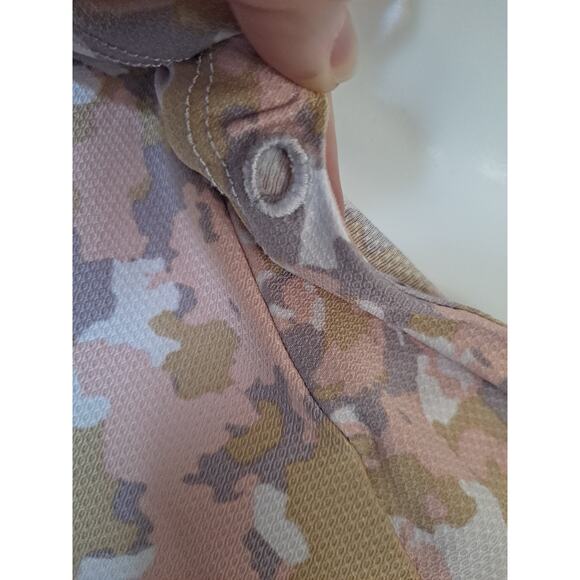 Gerry Pink White Tan Camo V Neck Hoodie Size Medium - Picture 8 of 9